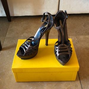 Fendi leather sandal